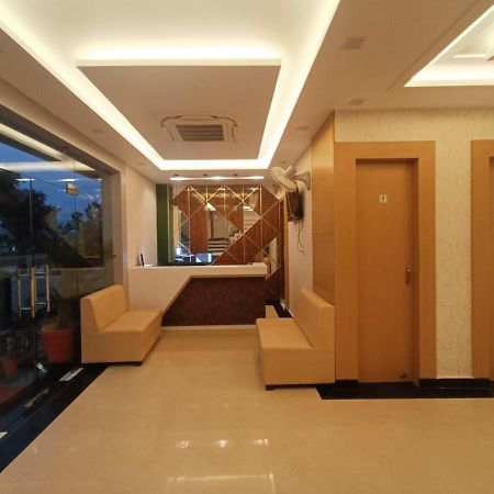 Hotel Royal Casa Лакхнау Экстерьер фото