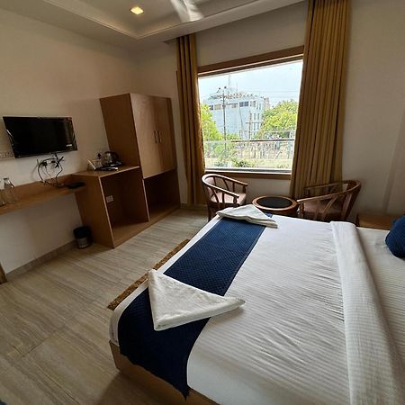 Hotel Royal Casa Лакхнау Экстерьер фото