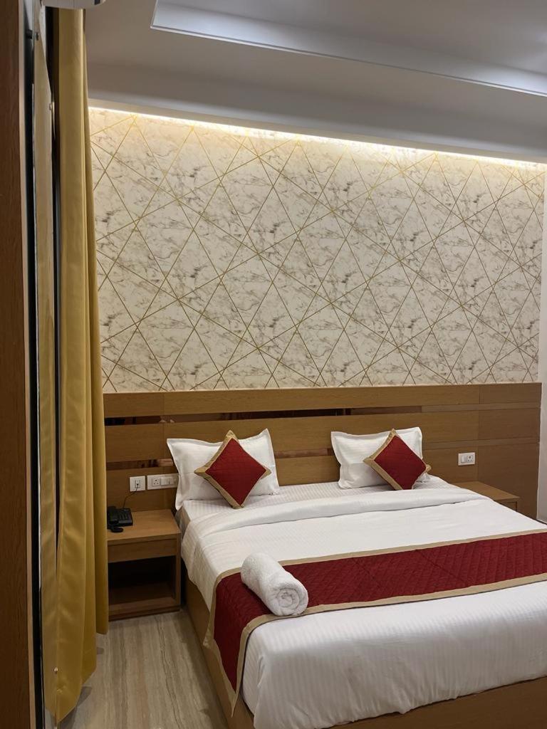 Hotel Royal Casa Лакхнау Экстерьер фото