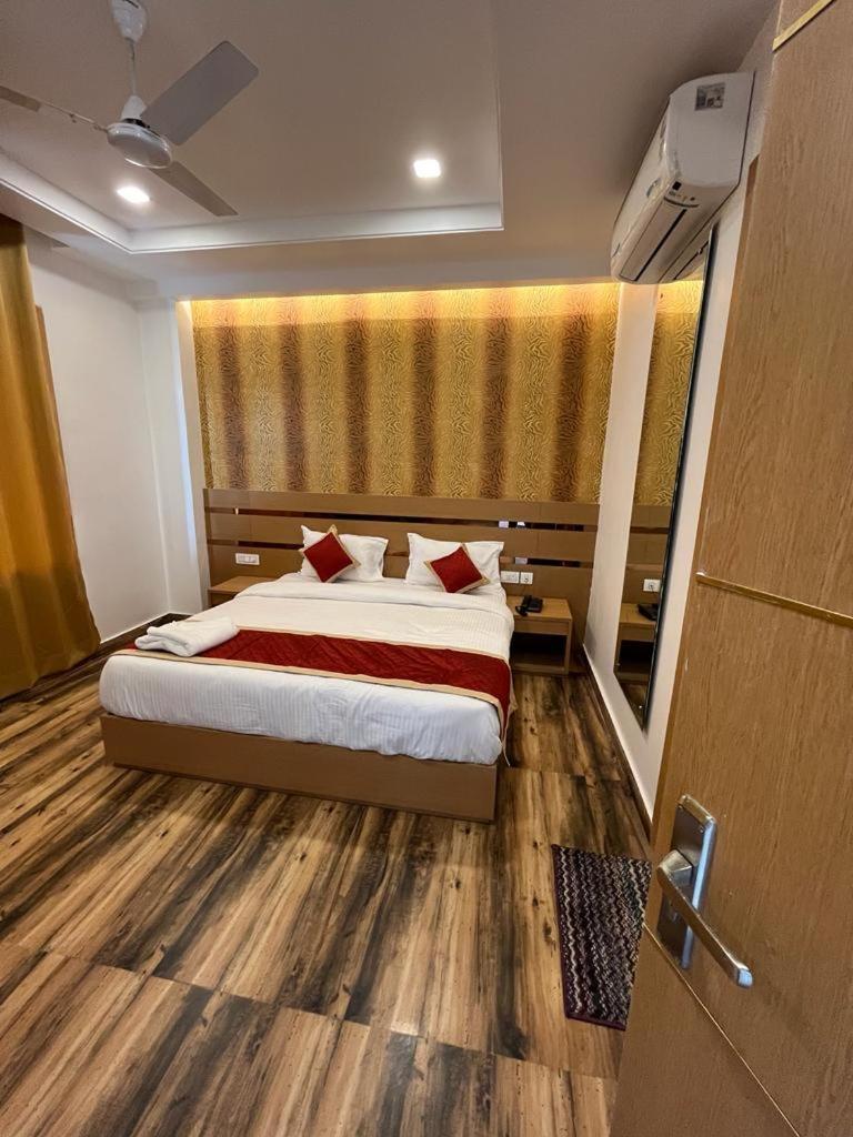 Hotel Royal Casa Лакхнау Экстерьер фото