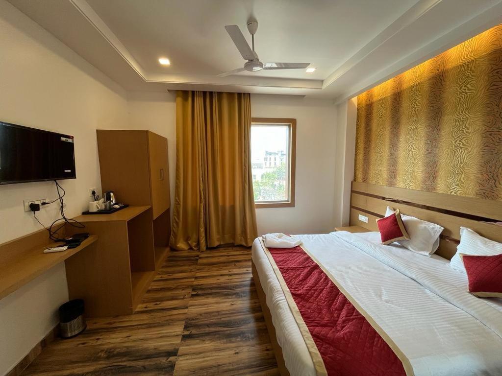 Hotel Royal Casa Лакхнау Экстерьер фото
